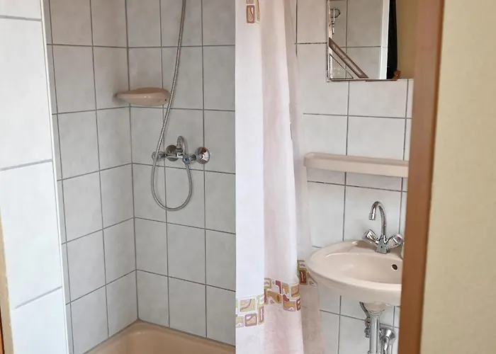 Encian Apartmanhaz 公寓 *